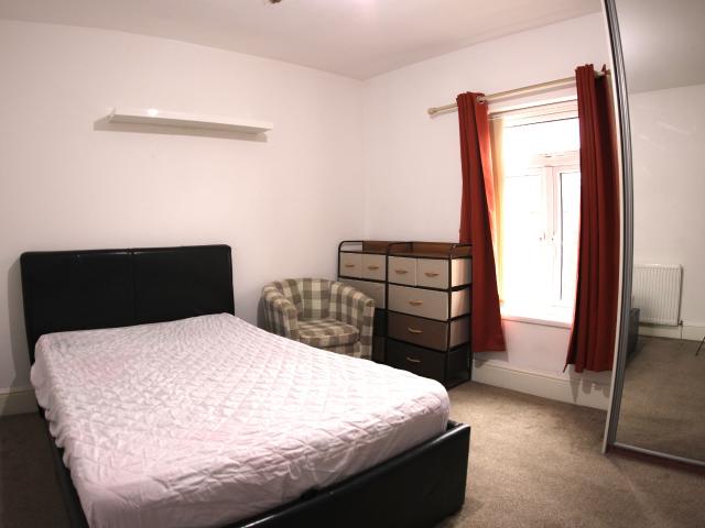 Room for rent in Burslem, Stoke-on-Trent