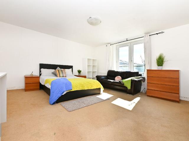 Room for rent in Isle Of Dogs, Greater London
