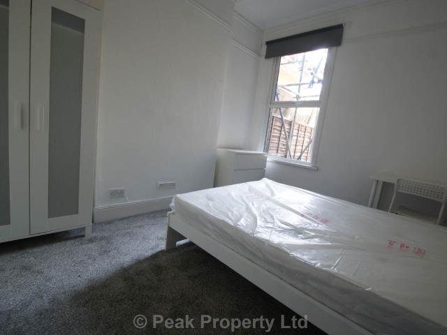 House for rent in Southend City Centre Neighbourhood, Alton Barnes
