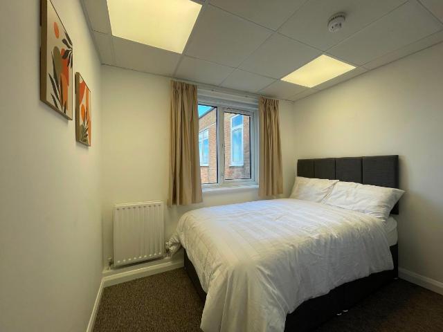 Studio for rent in Brunswick