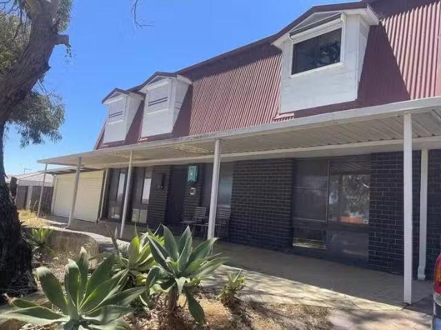 House for rent in Heathridge, Western Australia