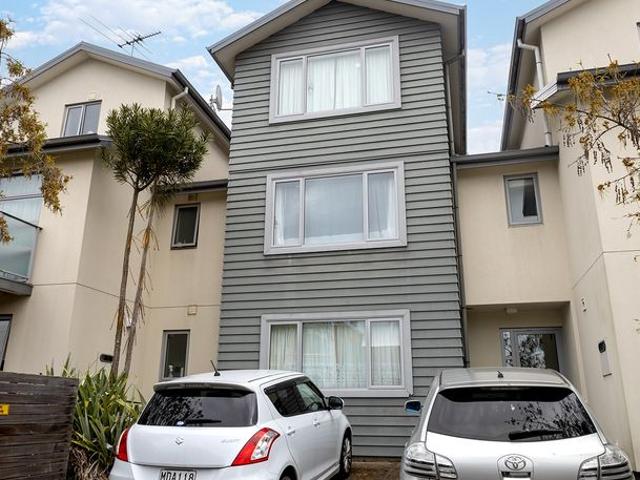 Apartment for rent in Otakou