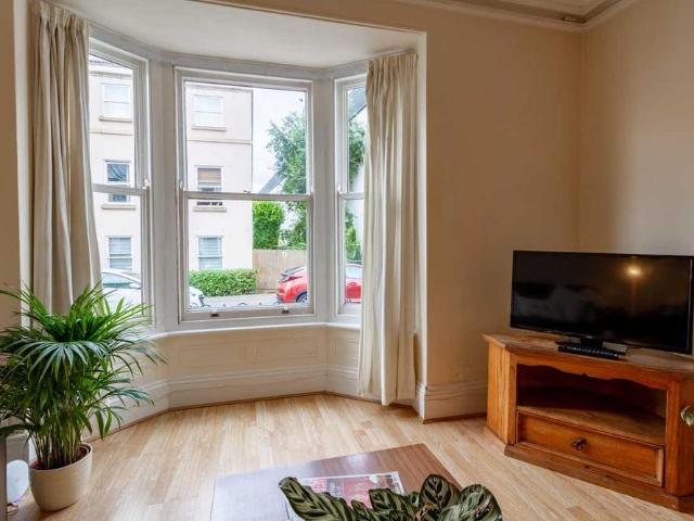 Room for rent in Golden Valley, Gloucestershire