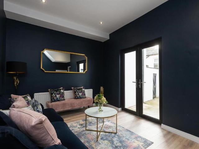 Room for rent in Bloomfield, Northern Ireland