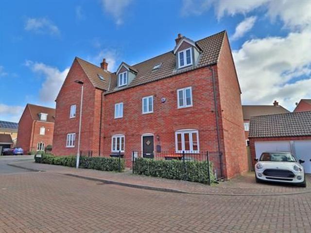 House for rent in Woodlands Park, Bedford