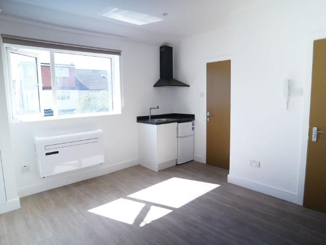 Studio for rent in Streatham, Greater London