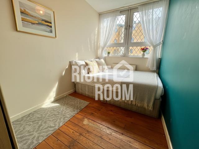 House for rent in Poplar Grove, Greater London