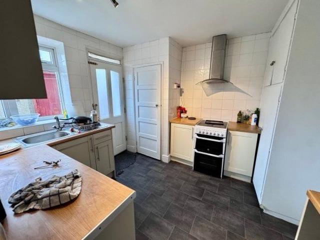 House for rent in Clifton, Haddon