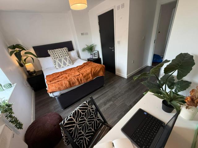 Apartment for rent in Hyde Park, West Yorkshire