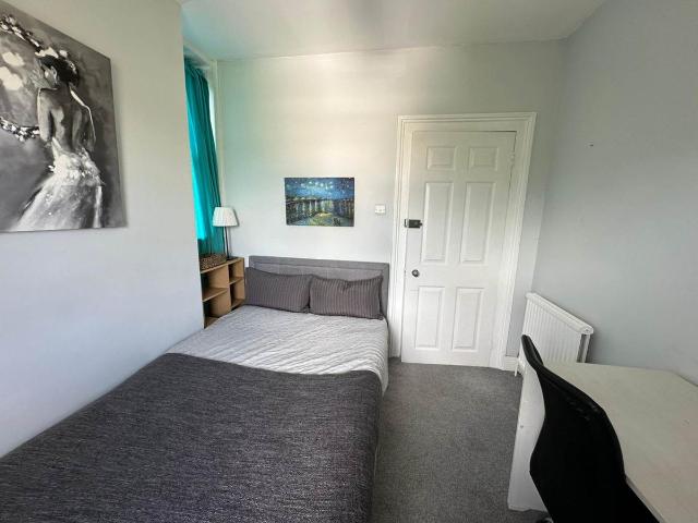 Apartment for rent in Charlotteville, Westborough