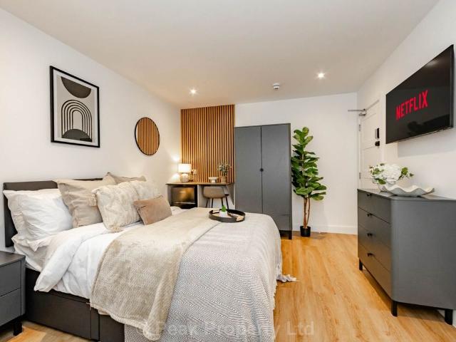 House for rent in Alton Barnes, Essex