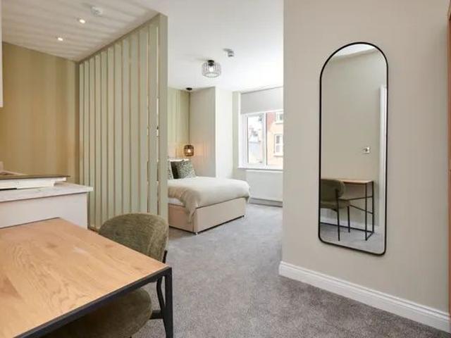 Studio for rent in Haddon, East Midlands