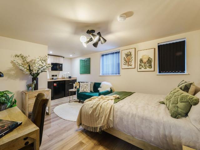 Studio for rent in Littleover, East Midlands