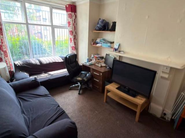 House for rent in Woodhouse Cliff, Leeds