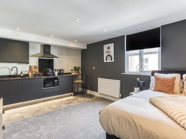 Studio for rent in St. Peters Quarter, Derby