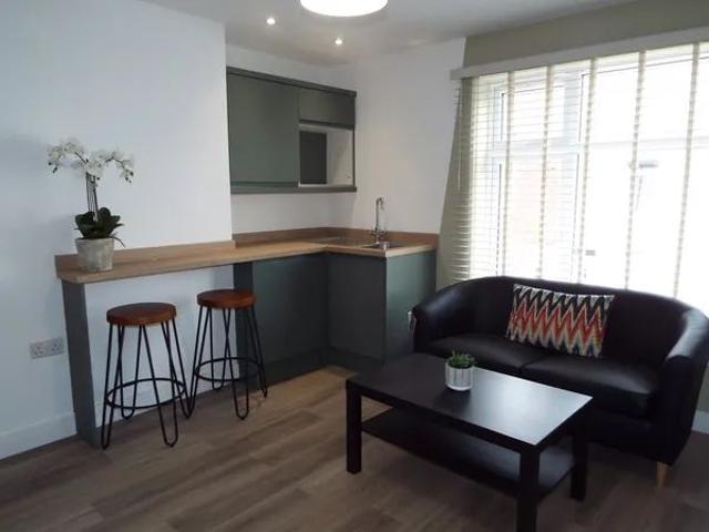 House for rent in Berry Hill, Potters Corner