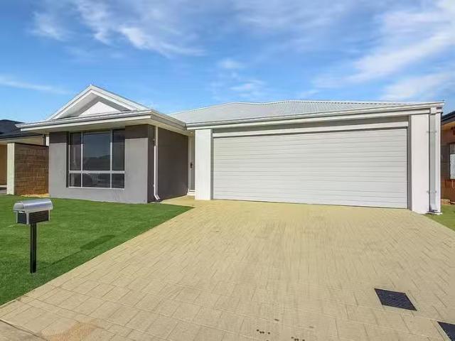 Apartment for rent in Lakelands