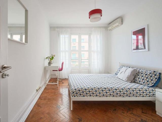Quarto alugar em Santo António, Lisboa