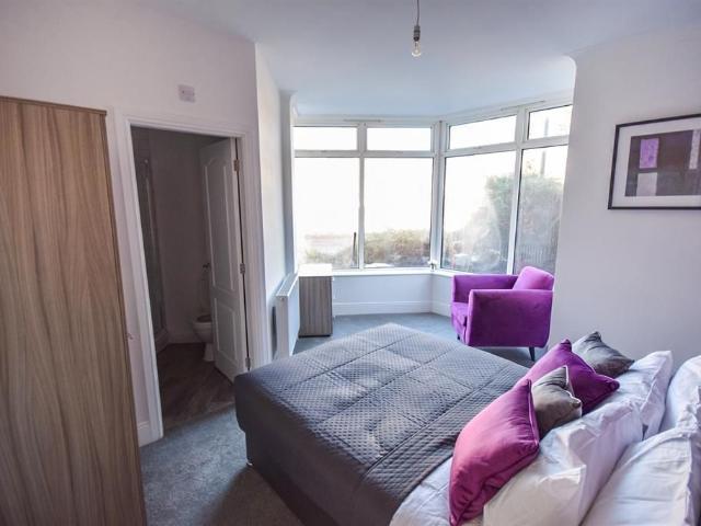 Room for rent in Baildon, West Yorkshire