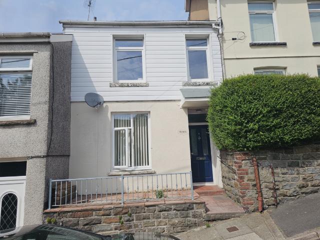 Room for rent in Troed-y-rhiw