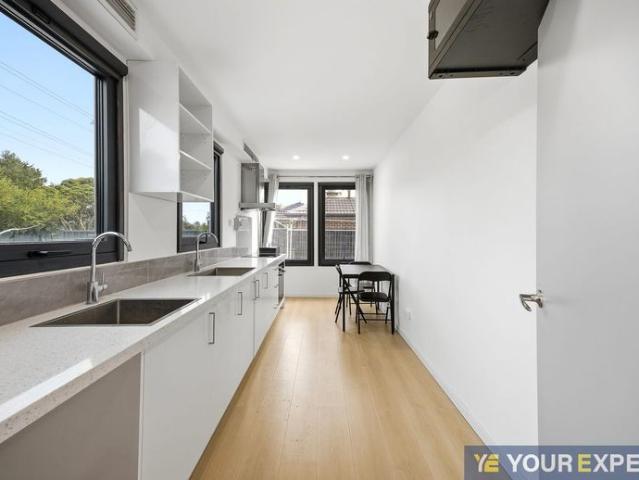 Granny Flat for rent in Camerons Creek, Victoria