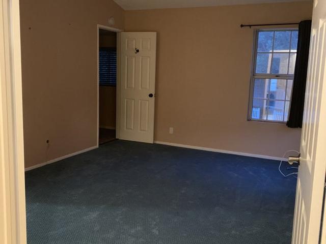 Room for rent in Simi Valley, California