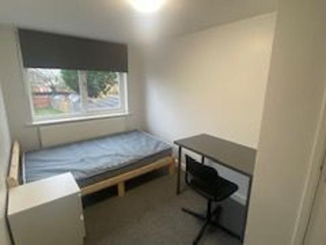 Room for rent in Canley, West Midlands