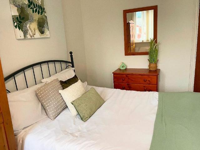 Room for rent in Knighton Fields, Leicester
