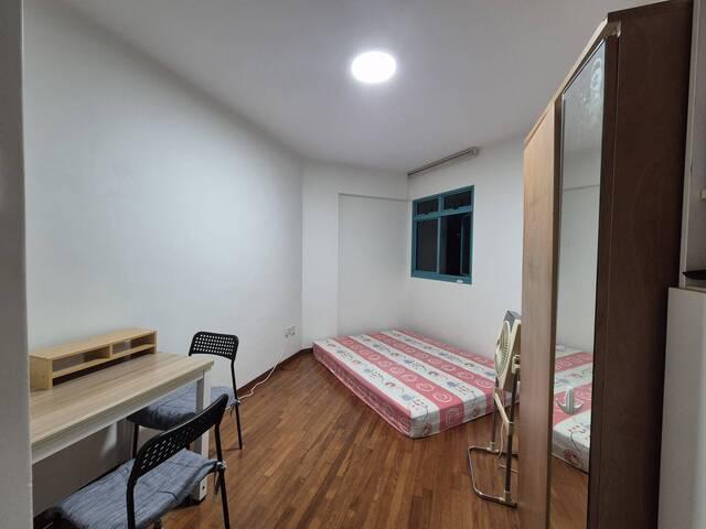 Room for rent