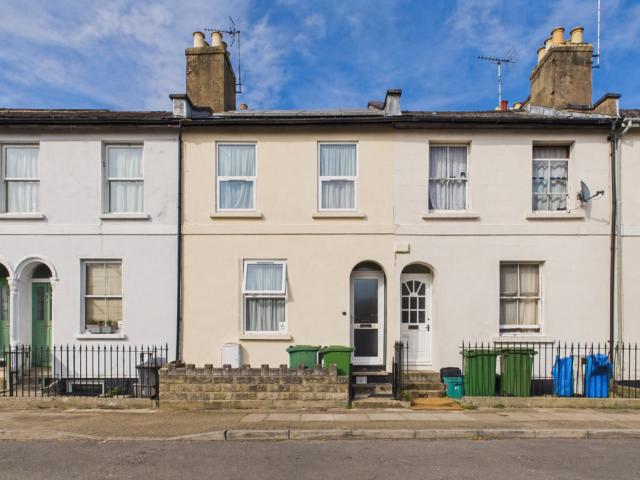 House for rent in Golden Valley, Gloucestershire