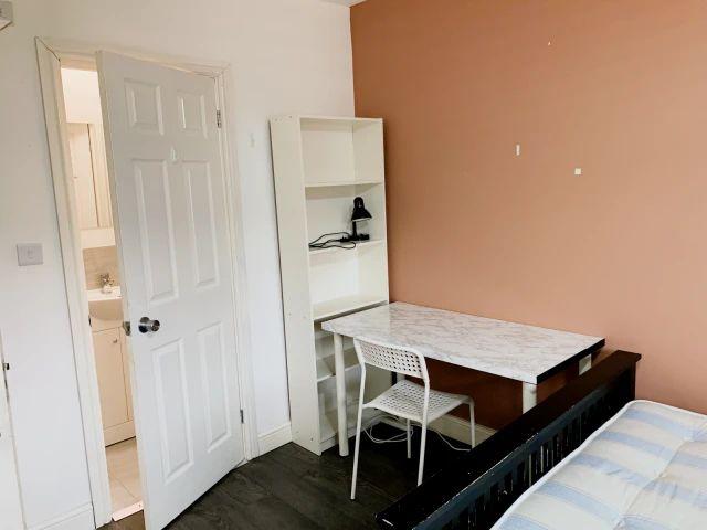 Room for rent in Canley Gardens, Coventry