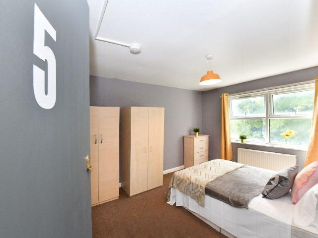 Room for rent in South Hackney, Greater London