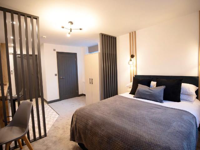 Studio for rent in Crewton, East Midlands