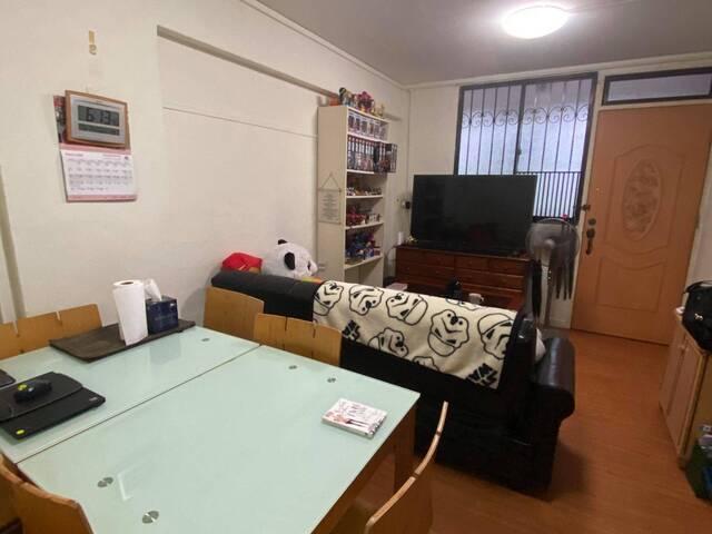 Room for rent in Tiong Bahru
