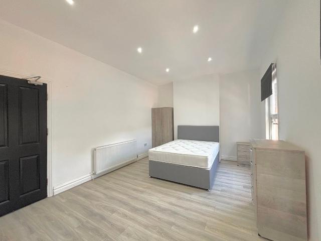 Room for rent in Harpur, Bedford