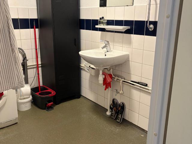 Kamer te huur in Zuidoost, Amsterdam