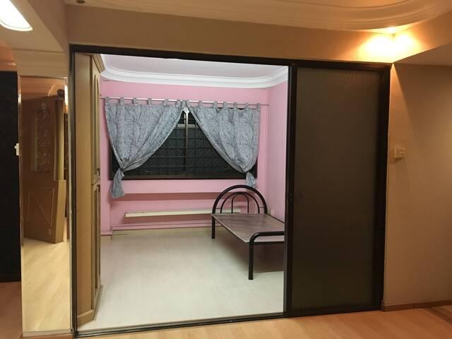 Room for rent