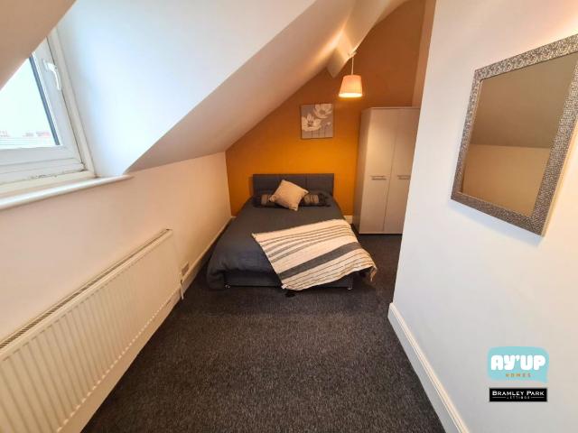 Room for rent in City Centre, Doncaster