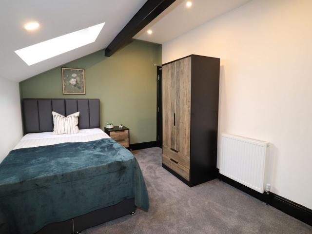 Room for rent in Fairfield, Bury