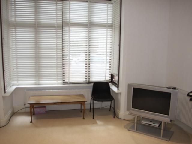 Room for rent in Goldthorn Hill, Penn
