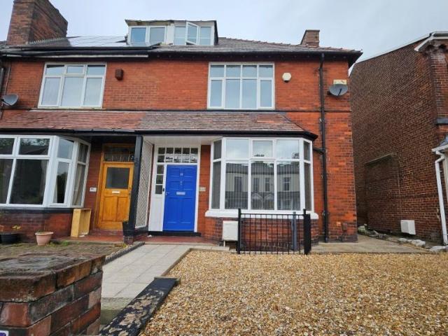 Room for rent in The Haulgh, Lee Bank