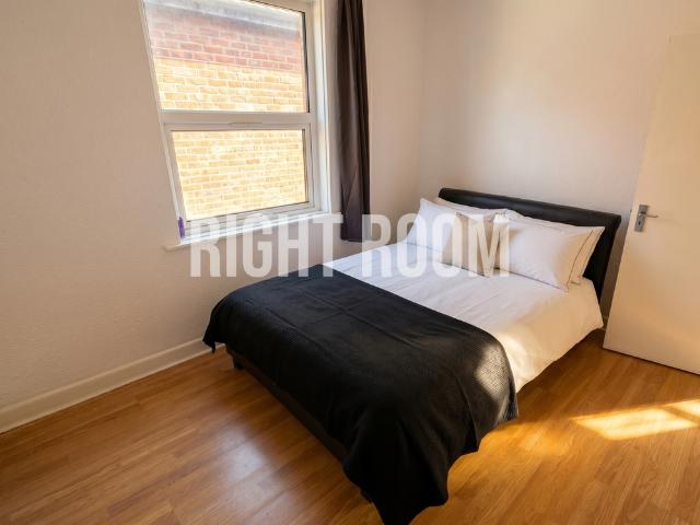 House for rent in The Polygon, City Of Southampton