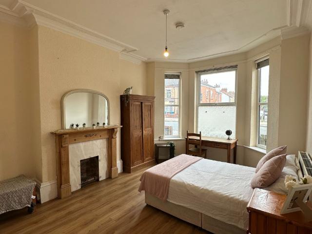 Room for rent in Avenues, Hull