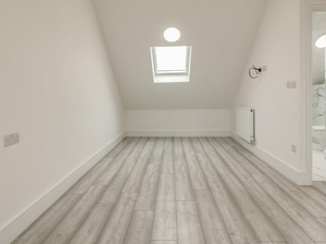 Apartment for rent in Pinner, Greater London