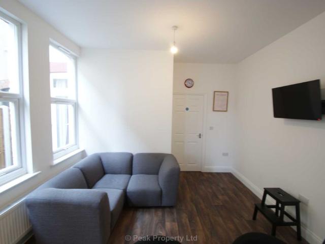 Room for rent in Alton Barnes, Essex