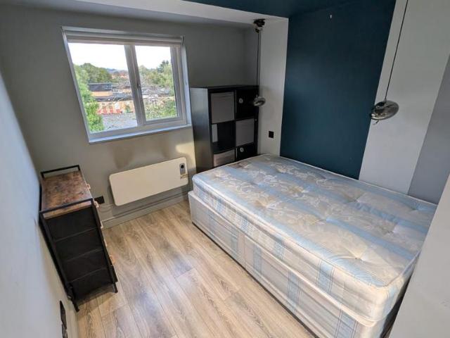 House for rent in London Borough of Harrow, Greater London