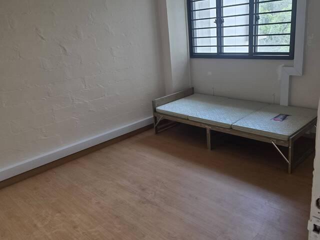 Room for rent in Boon Lay, 05 South West