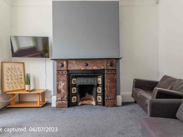 Room for rent in Clifton Moor, High Field