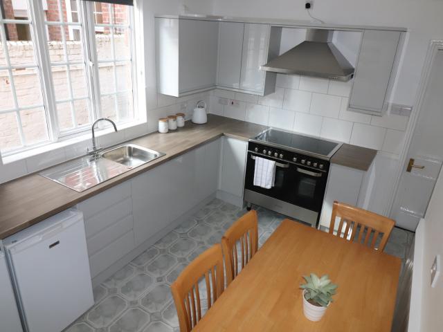 Room for rent in Northgate Village, Two Mills