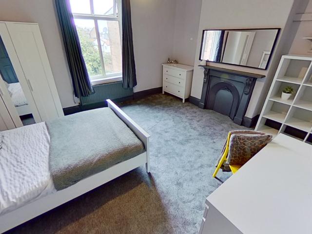 Room for rent in Northgate Village, Two Mills